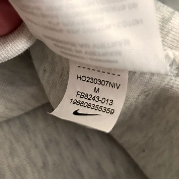 Nike Oversized Tech Fleece Full-Zip Hoodie Light Gray Women’s Medium, Perfect! - Picture 8 of 8